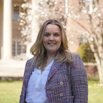 Amy Schenk's headshot.