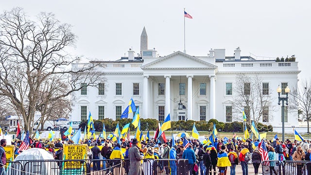 People at Ukrainian protest by White House